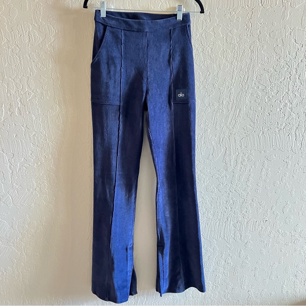 New ALO Micro Corduroy Velour Pants Navy Blue